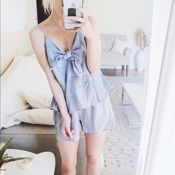 8th & Main Romper - Picture 2 of 3